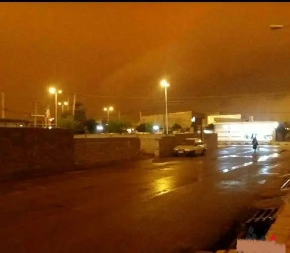 ظهر خوزستان تبدیل به شب شد!+عکس