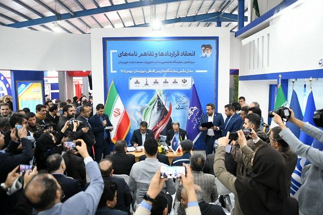 امضای دو قرارداد خرید تجهیزات سرچاهی در سیزدهمین نمایشگاه تخصصی ساخت تجهیزات صنعت نفت خوزستان

