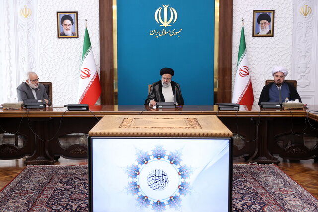لزوم تهیه «سند کاهش فقر» و پایش مستمر آن با همکاری کمیته امداد

