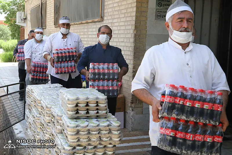  ارسال کمک های اهدایی مناطق نفتخیزجنوب به شهرستان آبادان حادثه ریزش ساختمان متروپل
