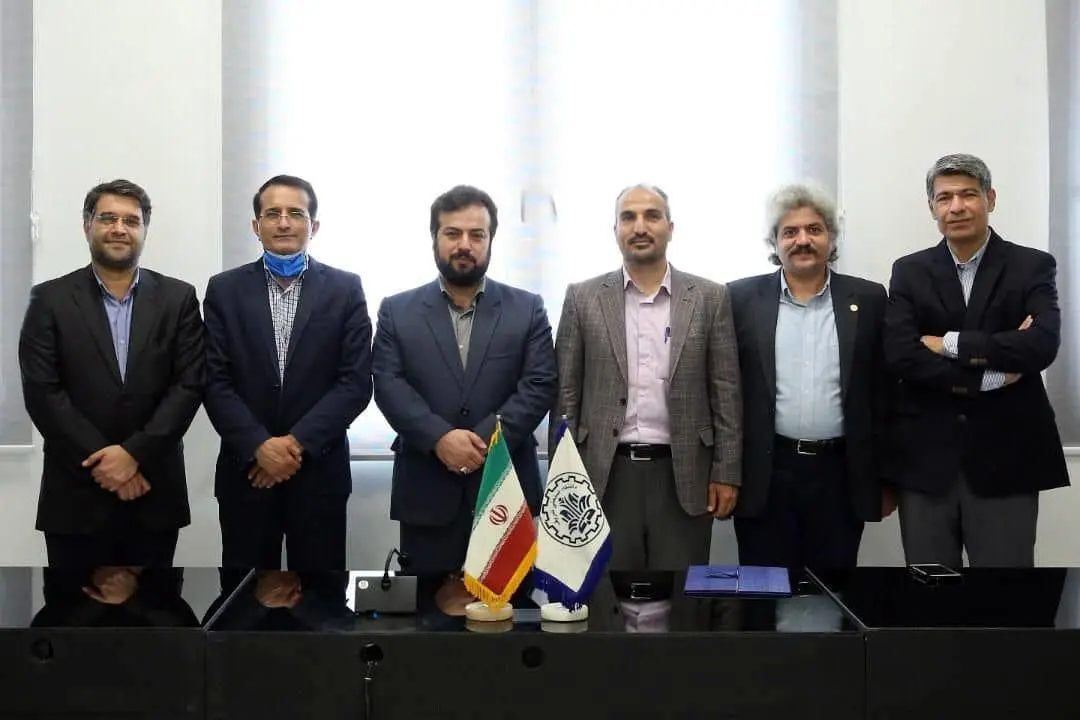 پتروشیمی زاگرس با دانشگاه صنعتی شریف تفاهم‌نامه همکاری امضاء کرد