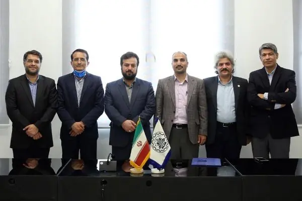 پتروشیمی زاگرس با دانشگاه صنعتی شریف تفاهمنامه همکاری امضاء کرد