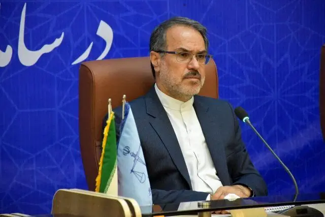 نباید خودرو در بورس عرضه می‌شد