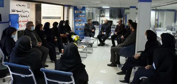 مدیرعامل بیمه رازی از همکاران شعبه کاشانی تقدیر کرد