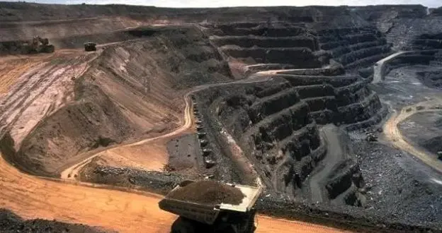 از تعطیلی دوماهه معدن خواف تا نابودی صنعت کشور 