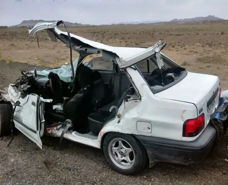 تحمیل «پراید» و «سمند» به مردم نقض حقوق شهروندی است