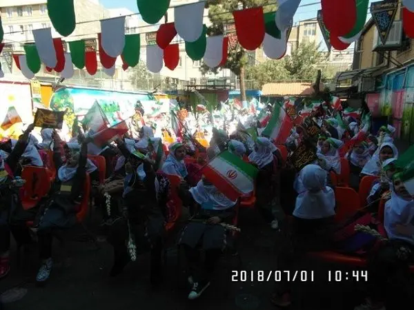 برپایی جشن بازگشایی مدارس در دارالشهدای تهران
