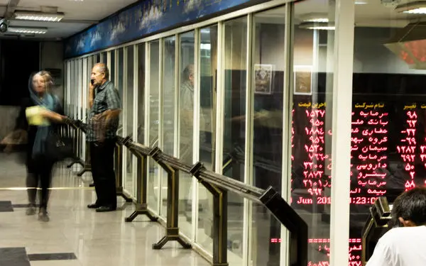 دلیل فشار فروش در بازار/ بورس در پاییز امسال چه می شود؟