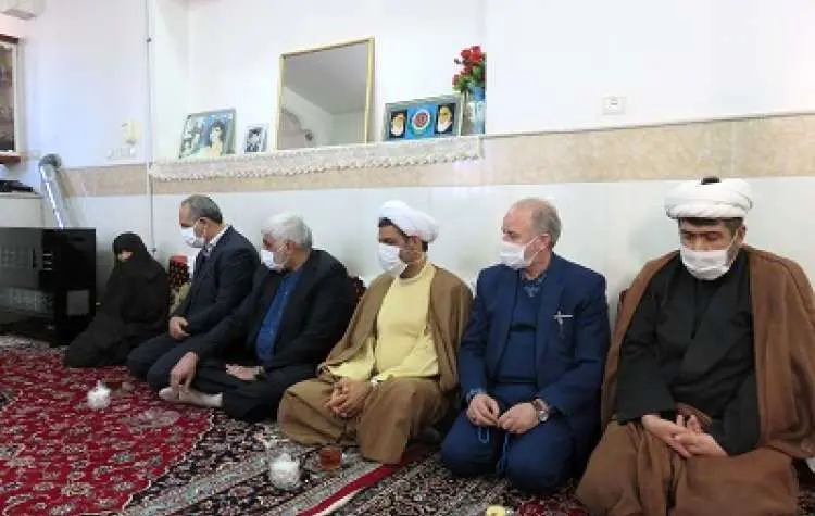 تکریم خانواده معظم شهدا ارج نهادن به ارزشهای انقلاب است

