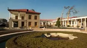  "کاتبان روایت انقلاب" به خانه اتحادیه می روند