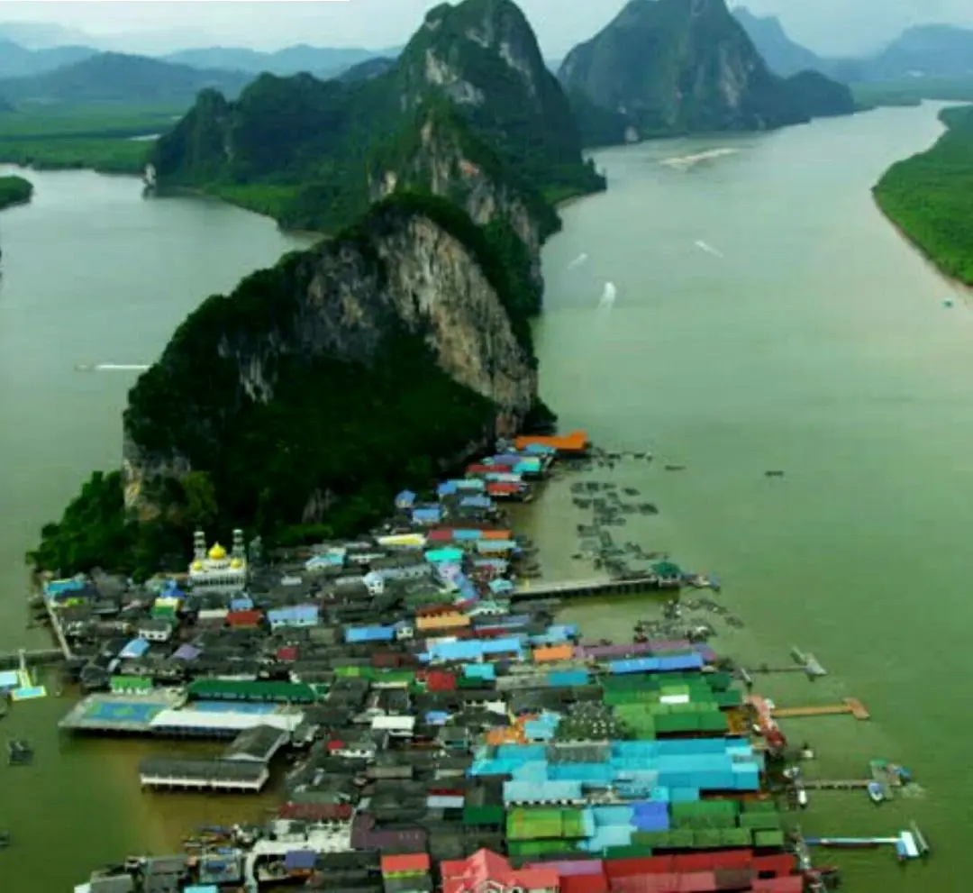 روستایی که از هر طرف روی آب است+عکس