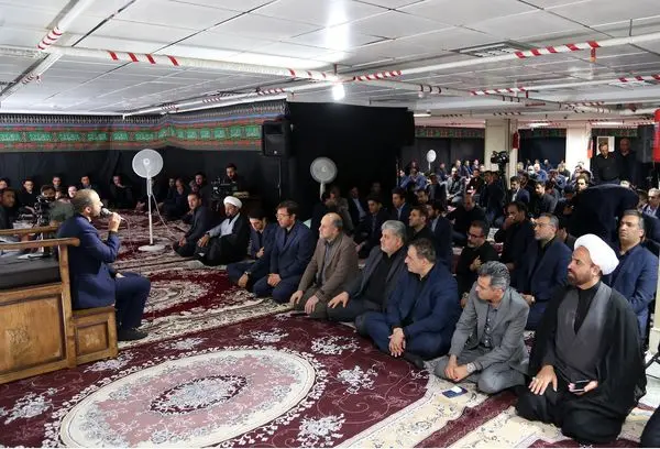 برپایی موکب عاشورائیان بانک سینا