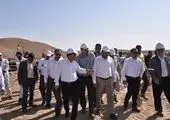 امدادرسانی به هموطنان در مسیرهای درگیر در برف توسط ترابری نفت و گاز شرق
