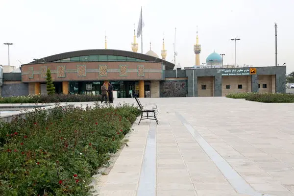 شرکت بهره برداری متروی تهران و حومه به شهروندان و شرکت کنندگان در مراسم یوم الله دوازدهم بهمن ۹۸خدمات رسانی می کند