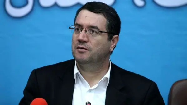 خودروسازان باید به تعهداتشان عمل کنند