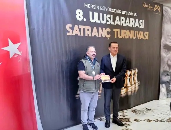 کسب عنوان نایبقهرمانی رحیم تعاونی در مسابقات بینالمللی شطرنج مرسین