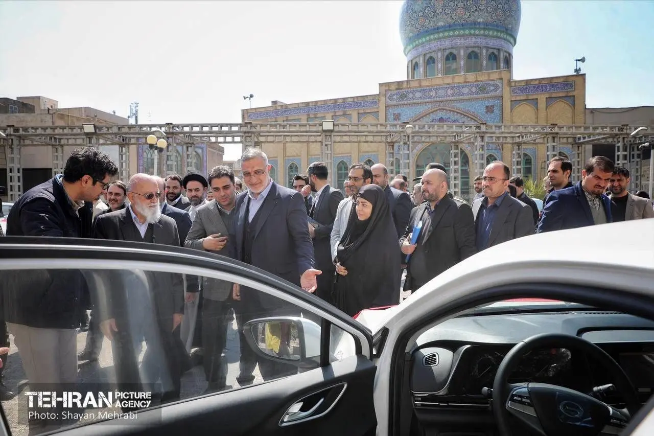 حجم بی سابقه نوسازی ناوگان حمل و نقل عمومی تهران با ورود تاکسی های جدید برقی