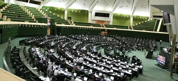 اختصاص یک درصد درآمد شرکت ها و بانک های دولتی برای توسعه عدالت آموزشی