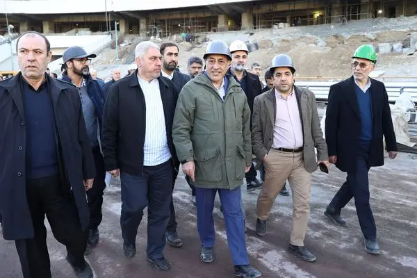 امیدواریم سال آینده ورزشگاه آزادی به بهره‌برداری برسد