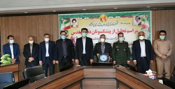 تجلیل از ایثارگران توزیع برق استان مرکزی