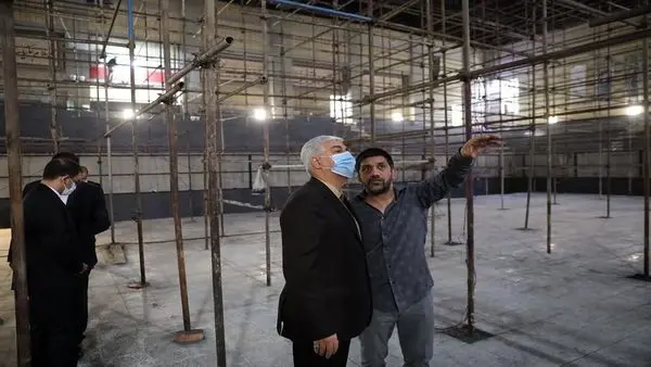 بازدید وزیر ورزش از روند بازسازی سالن کشتی شهدای هفتم تیر