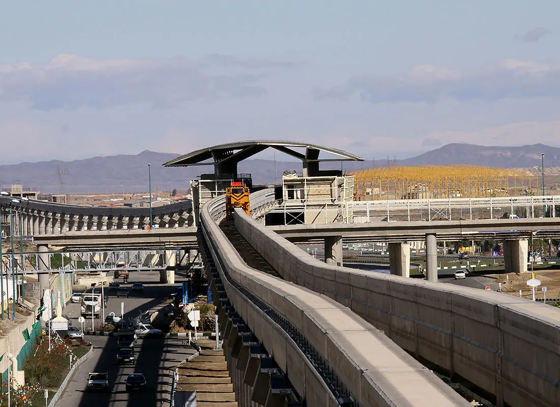 گره مونوریل قم تنها به دست دولت باز می‌شود