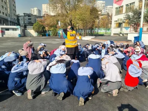 دانش آموزان منطقه2 برای مقابله با حوادث طبیعی احتمالی آماده شدند