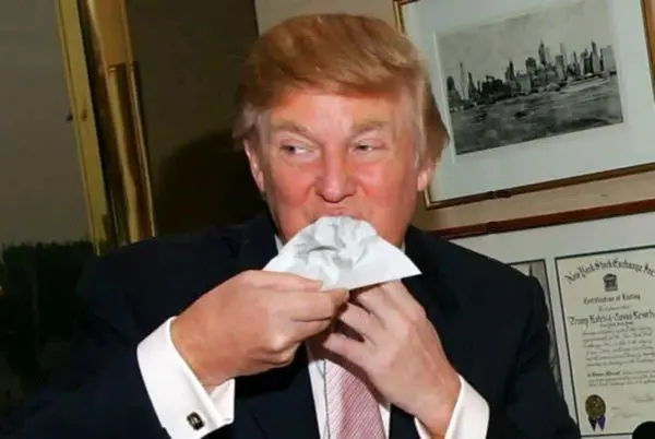 عادتی که ترامپ از همه پنهان می کند + عکس