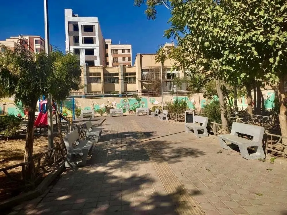بازپیرایی و ارتقای رفاه در بوستان های منطقه۱۳ 