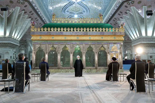 امام در 12بهمن سرمایه اجتماعی را به رخ جهانیان کشید