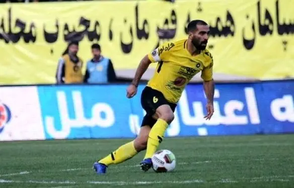 انتقادات علیه سپاهان ناجوانمردانه است/ تیم‌های بزرگ دنیا هم اوت دستی می‌اندازند