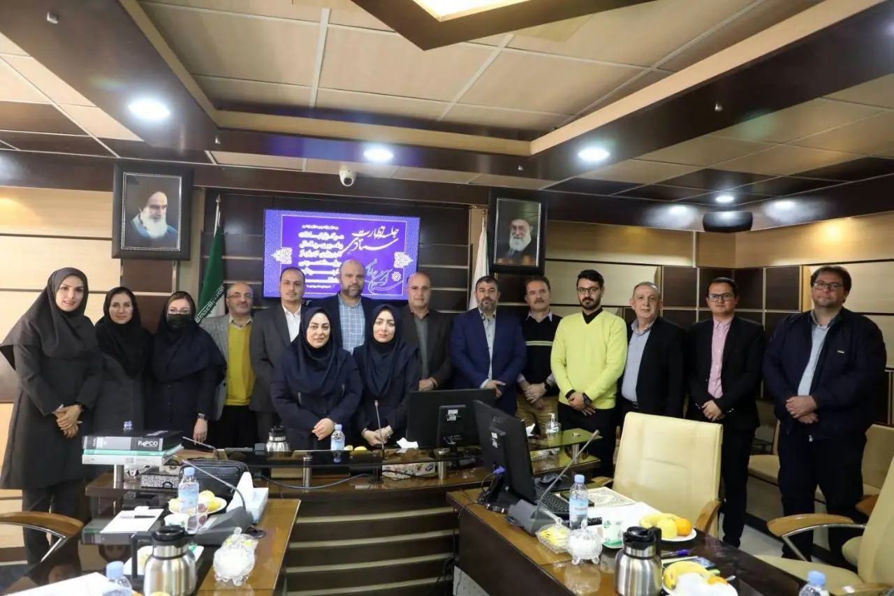 روابط عمومی عامل انتقال ارزش ها و امید به جامعه است 