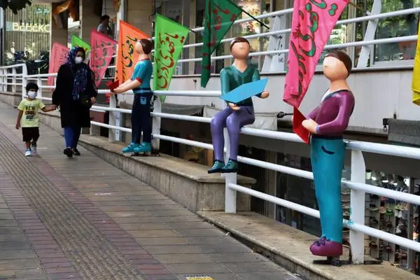 نصب المان های شهری با موضوع کودکان در خیابان بهار