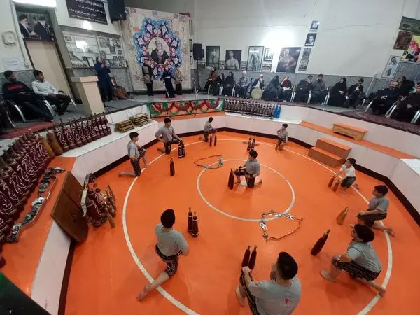 نمایش میراث پهلوانی در منطقه۱۳ به مناسبت اعیاد شعبانیه