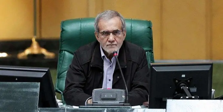 ملت ایران تسلیم قلدری آمریکایی‌ها نمی‌شود