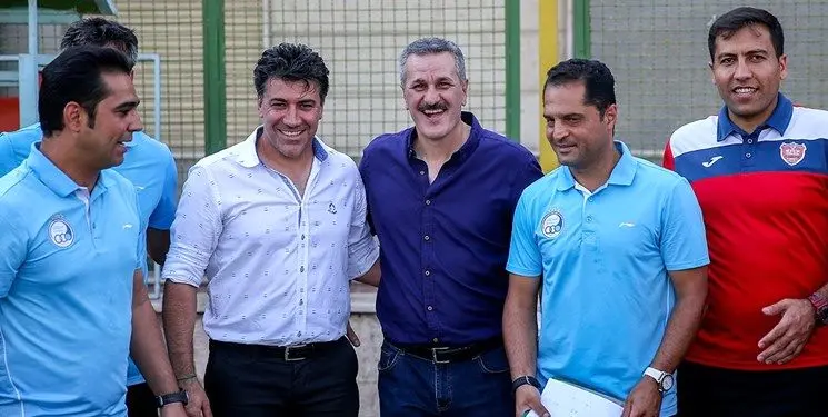 در باشگاه ارزش پیراهن استقلال را پایین آوردند/فتحی از سالم سازی حرف زد ولی ما چیزی ندیدیم