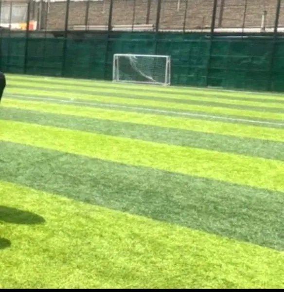 4 زمین چمن مصنوعی در منطقه ۴ به بهره‌برداری رسید