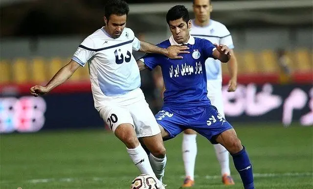 خداحافظی بازیکن سابق استقلال و سپاهان از فوتبال