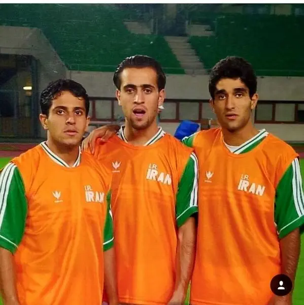 عکس یادگاری از علی کریمی، پژمان جمشیدی و حامد کاویانپور + عکس