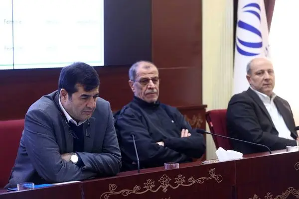 شمشیربازی یک برنامه جامع ١٠ ساله میخواهد