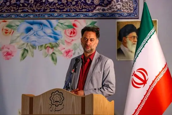 نامگذاری «روز قم» برای معرفی ظرفیت‌های این شهر ستودنی است

