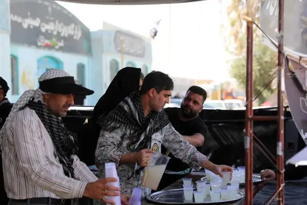 پذیرایی وخدمت به زائران اباعبدالله الحسین توسط جانشین مدیرعامل سازمان اتکا