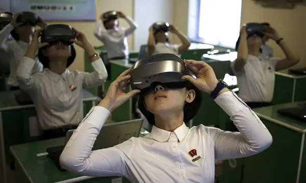 صحنه ای جالب در دانشگاه تربیت معلم کره شمالی+عکس