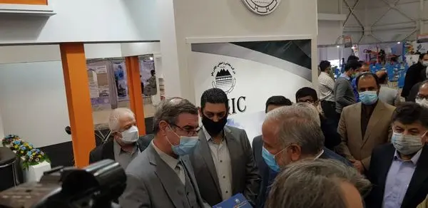  چادرملو شرکت قدرتمند در صنعت فولاد کشور است. 