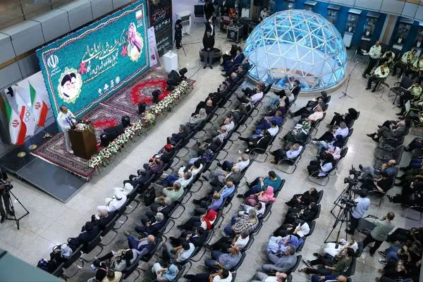 مراسم بزرگداشت شهدای ادیان الهی «تجلیل از خانوادههای شهدای ورزشکار» برگزار شد