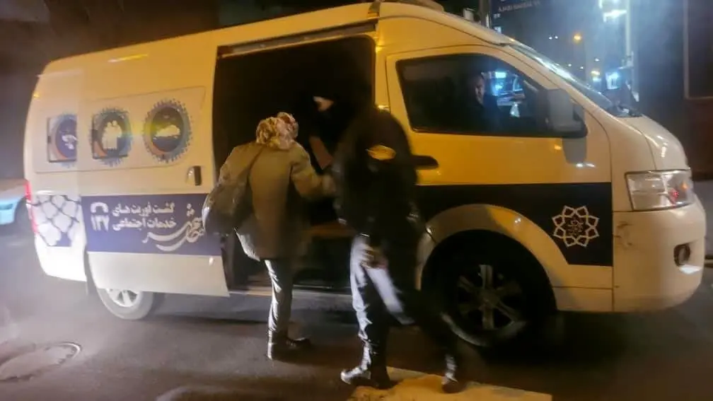 افزایش خدمات حمایتی شهرداری منطقه۱۳ در پی کاهش شدید دما