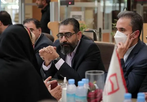 هر شعبه بانک مسکن، یک میز خدمت