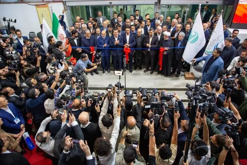 افتتاحیه با شکوه رویداد ایران پتروکم 1404 با حضور پرشمار تولیدکنندگان ایرانی صنعت پتروشیمی