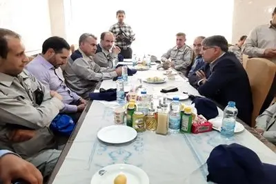 توسعه میادین نفت و گاز ، زمینه‌ساز رشد شکوفایی استان‌های غرب کشور است