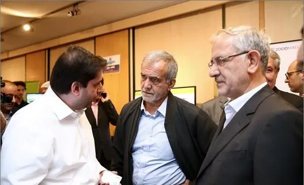 نمایندگان مجلس با خدمات و برنامه‌های شاتل موبایل آشنا شدند
